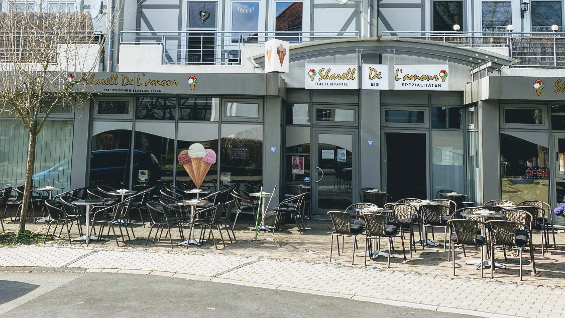 Eiscafé Sharell De L'Amour, Café in Bad Emstal