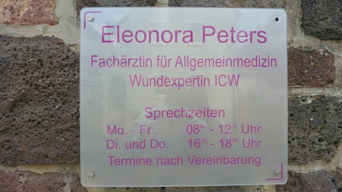 Eleonora Peters, Ärztin für Allgemeinmedizin, Arzt in Hammersbach