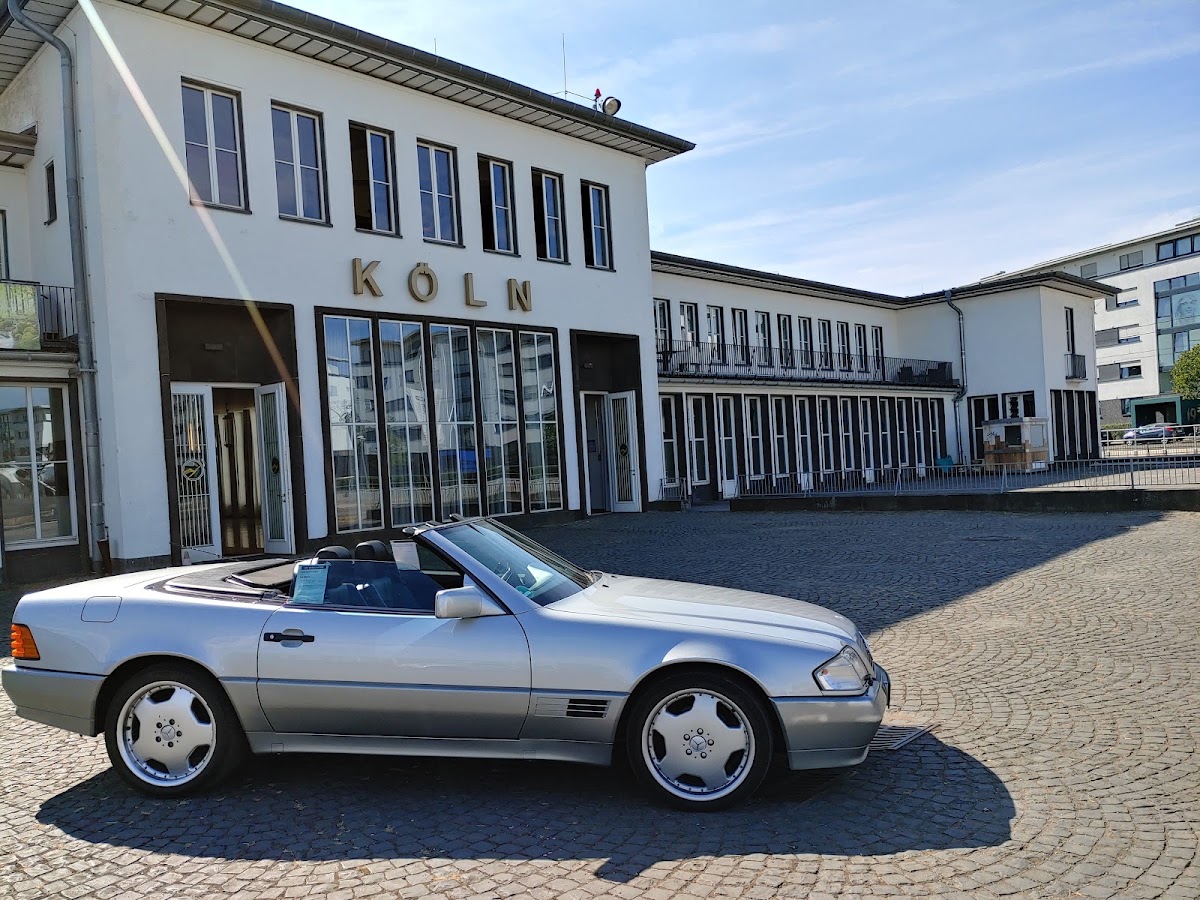 Ender Automobile, Autohaus in Ginsheim-Gustavsburg