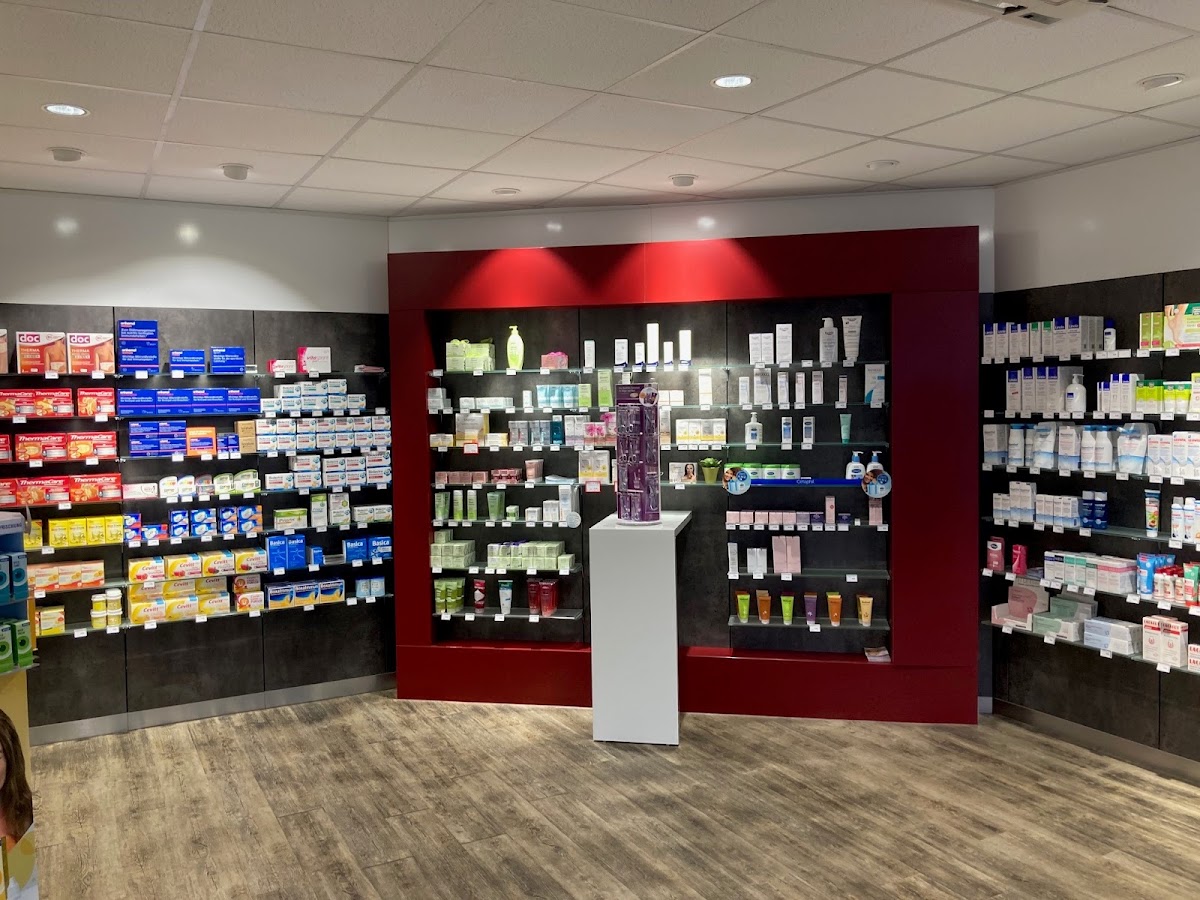 Felsburg-Apotheke, Apotheke in Felsberg – Foto 1 von 1