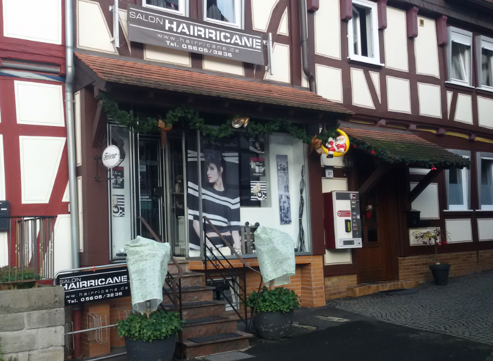 Flagship Salon Hairricane Tanja Krayl, Friseur in Helsa