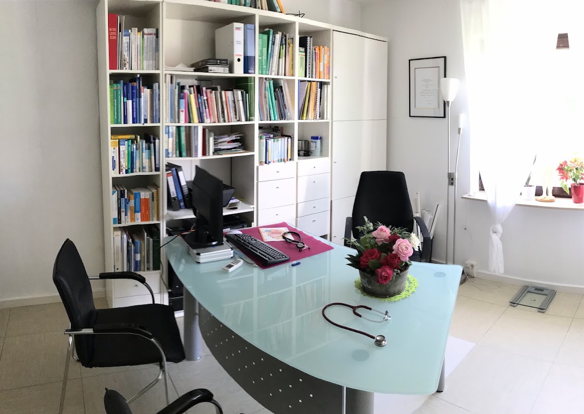 Frau Dr. med. Ofelia Müller, Arzt in Ronneburg – Foto 1 von 1