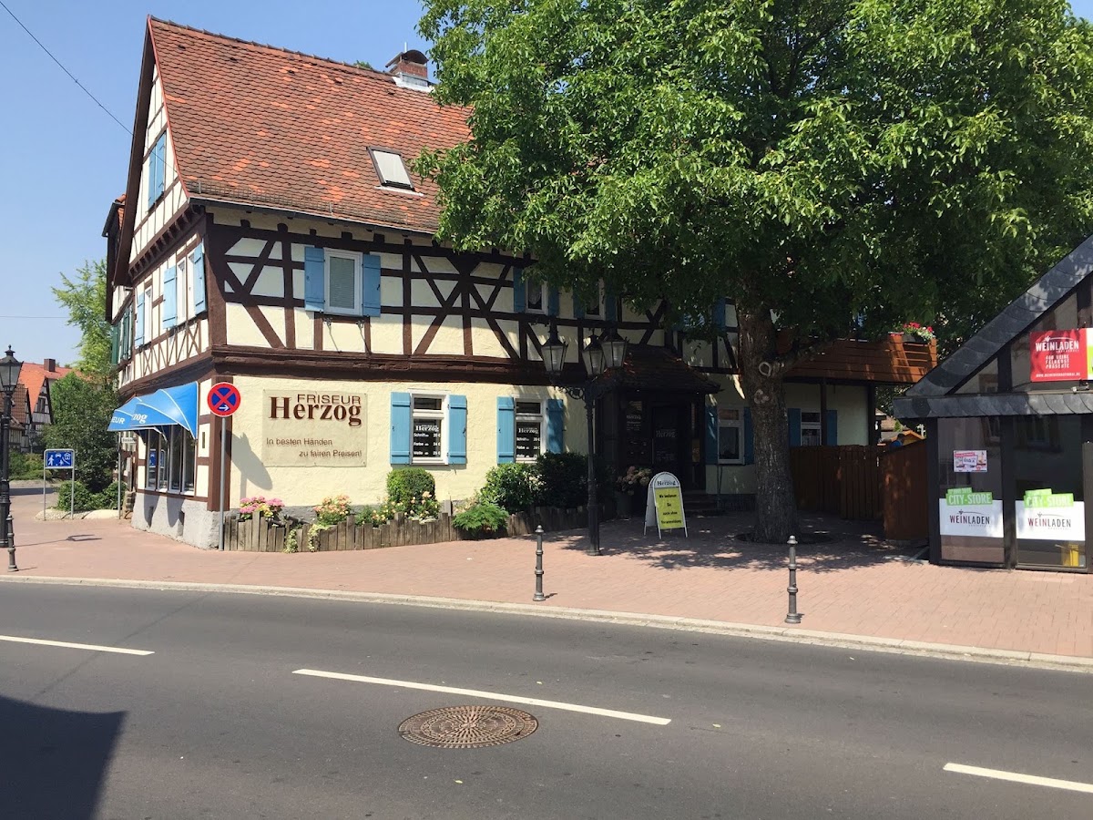 Friseur Herzog, Friseur in Bruchköbel
