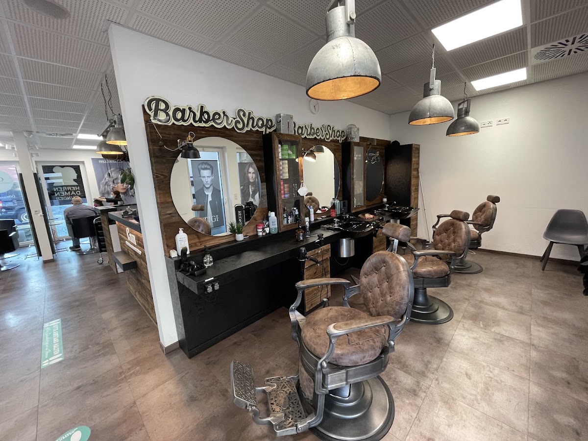 Friseursalon & Barbershop Cam, Friseur in Gründau – Foto 1 von 1