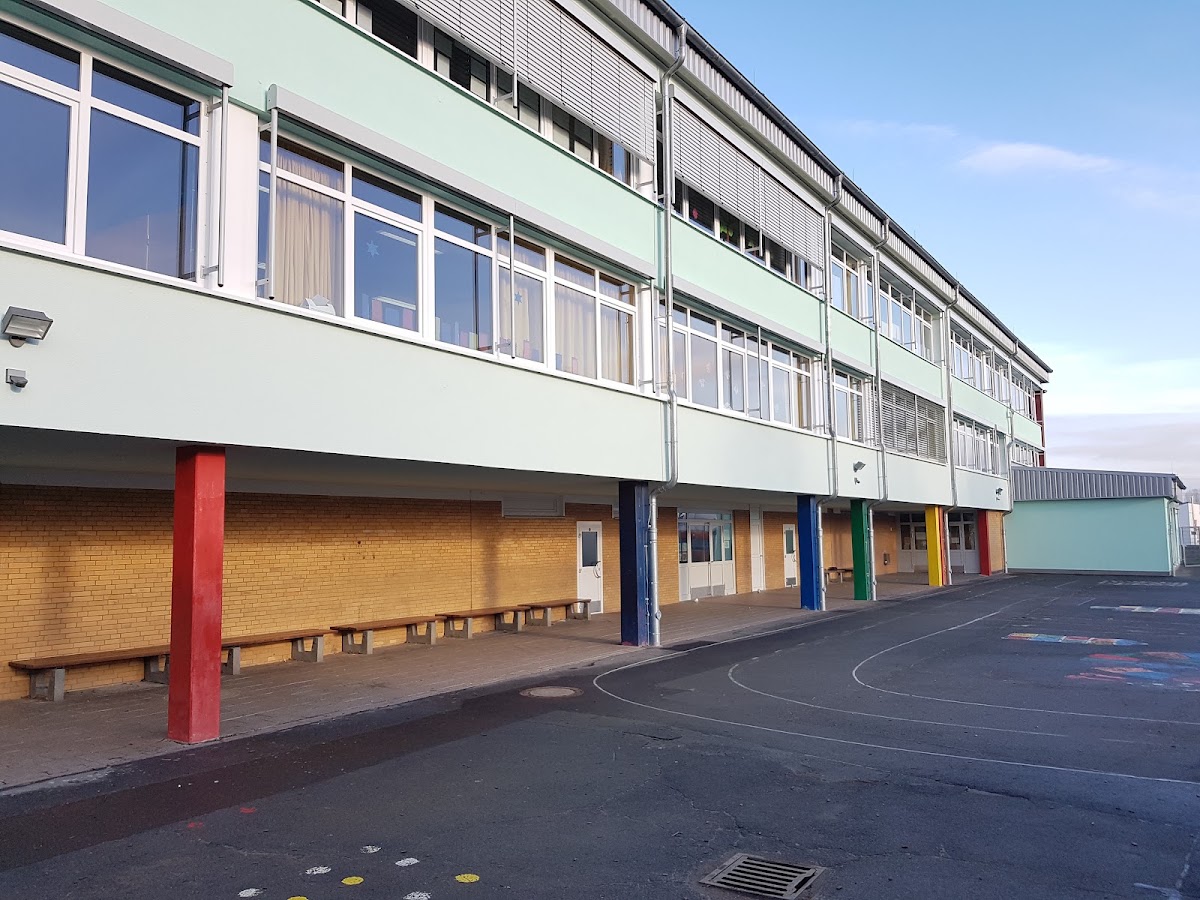 Fritz-Schubert-Schule, Schule in Maintal