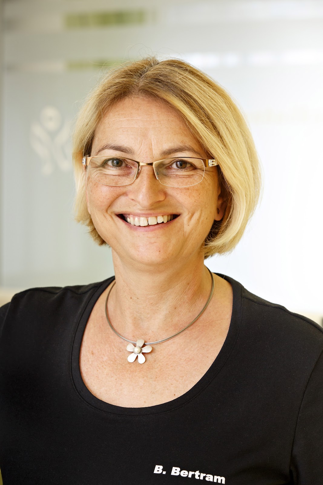 Ganzheitliche Frauenarztpraxis | Birgit Bertram, Arzt in Reinheim