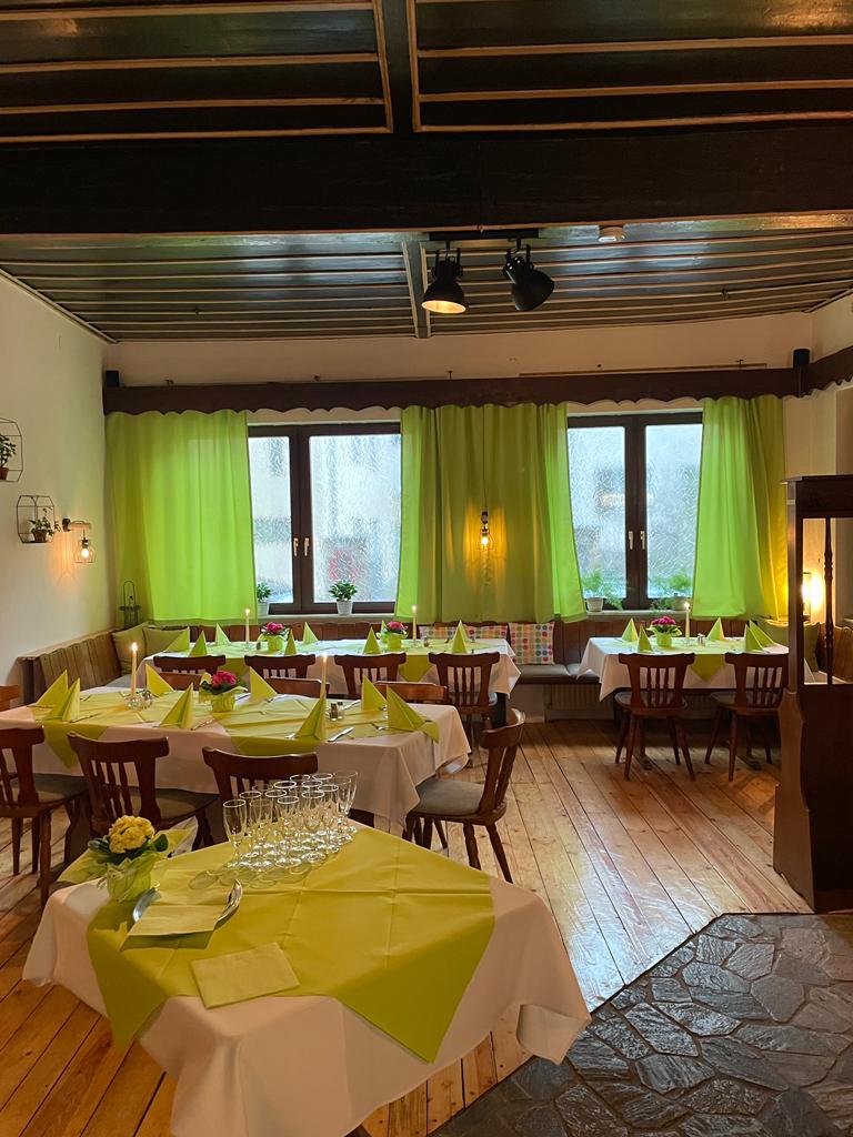 Gasthaus Rheingauer Hof, Restaurant in Eltville am Rhein – Foto 1 von 1