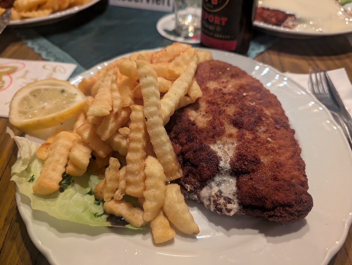 Gasthaus "Zum Odenwald" Ellenbach, Restaurant in Fürth – Foto 1 von 1