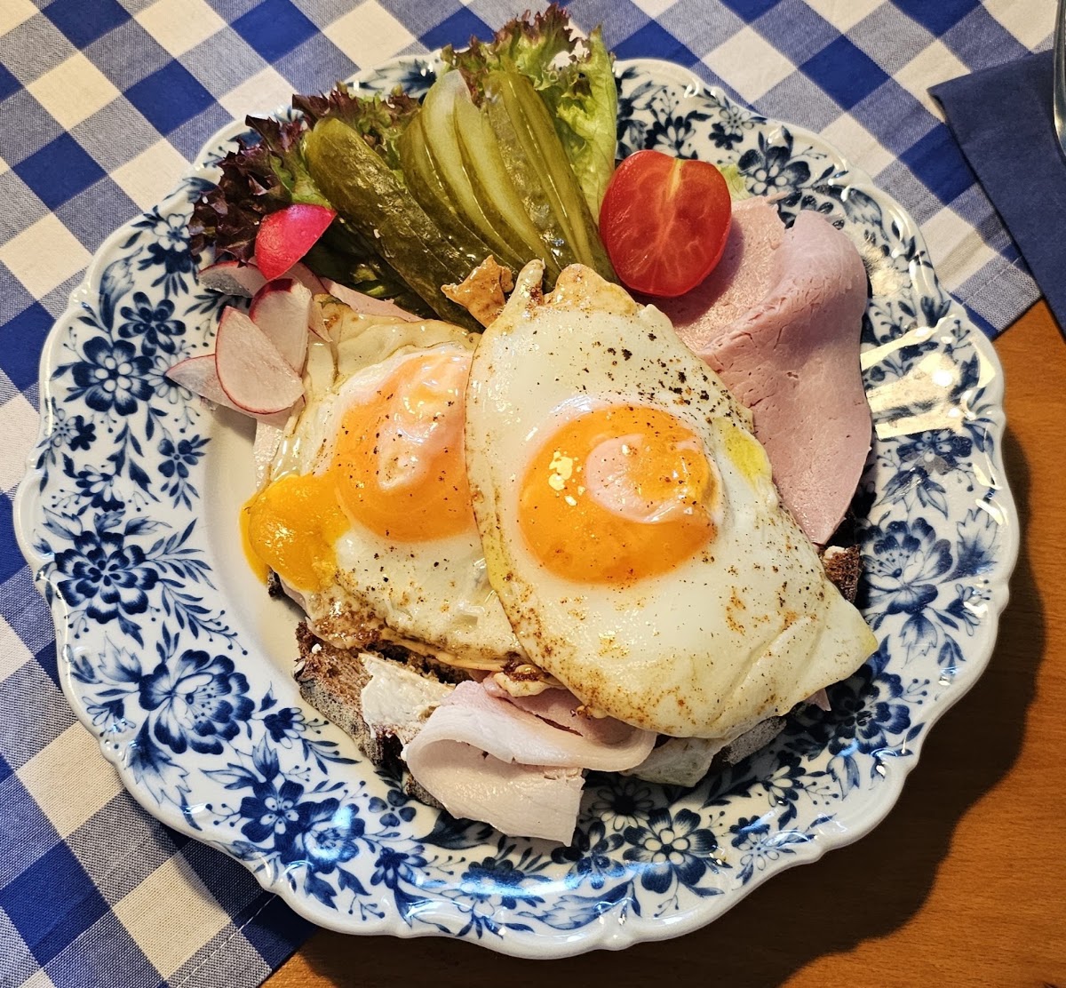 Gasthaus Zur Linde, Restaurant in Mühltal