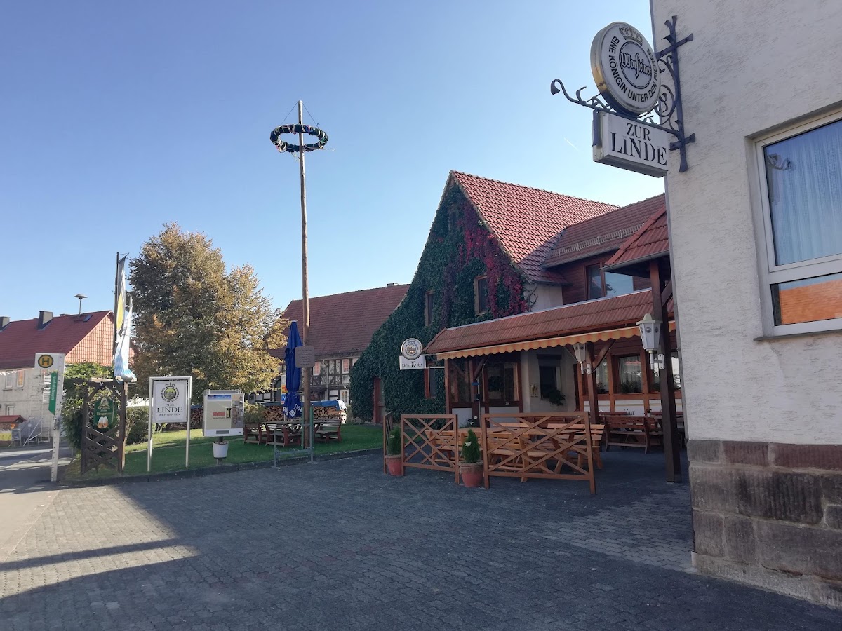Gasthaus zur Linde, Restaurant in Breuna