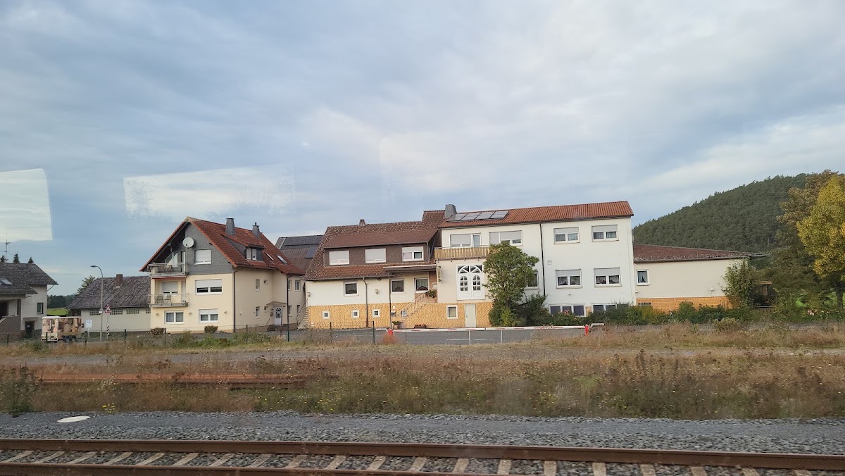 Gasthof- Pension "Zur Aue" Lahntal- Sarnau, Pizzeria in Lahntal