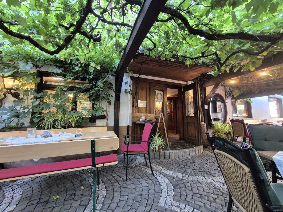 Gasthof Zum Adler, Restaurant in Neuberg