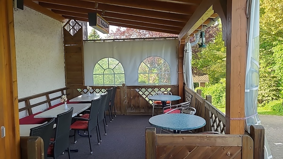 Gaststätte und Pension "Zur schönen Aussicht", Restaurant in Birstein