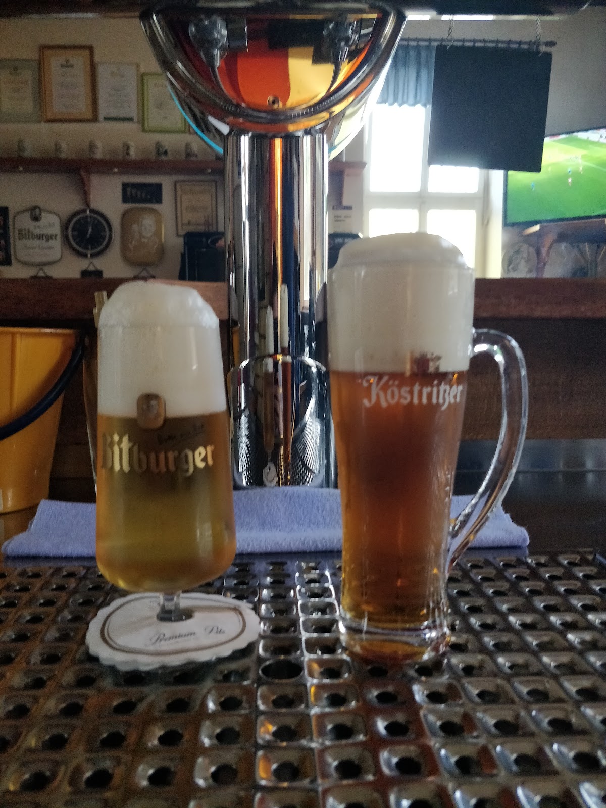 Gaststätte: Zum alten Bahnhof, Restaurant in Brechen