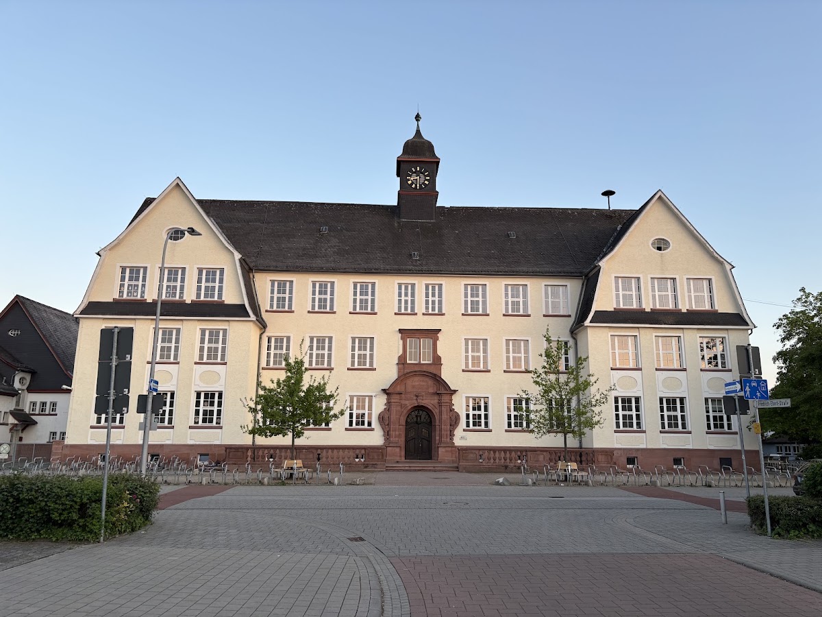 Gesamtschule Goetheschule | Kooperative Gesamtschule des Landkreises Darmstadt-Dieburg, Schule in Dieburg