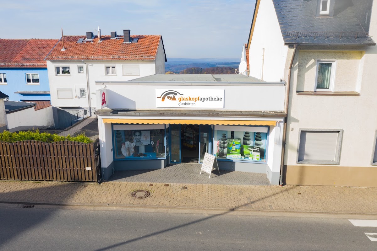 Glaskopf Apotheke, Apotheke in Glashütten