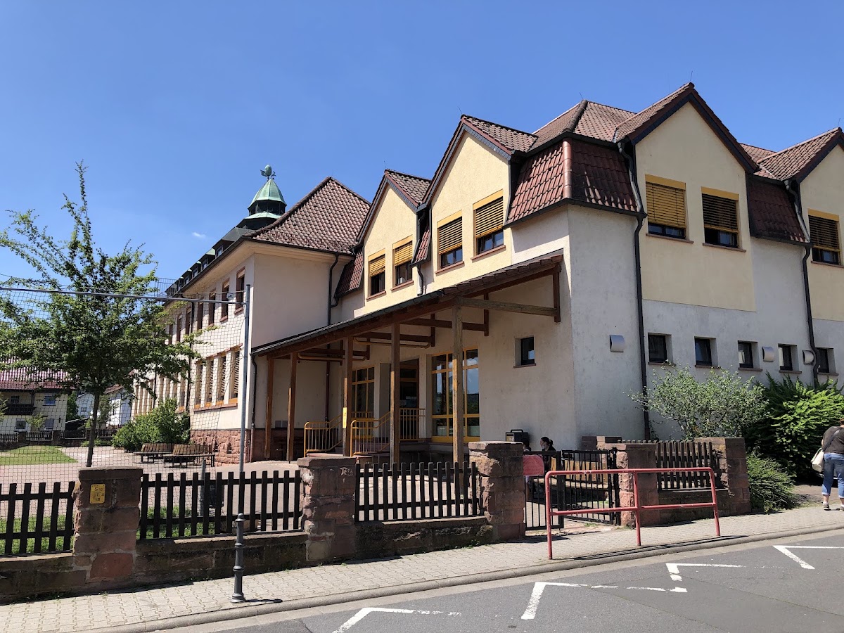 Grundschule, Schule in Breuberg