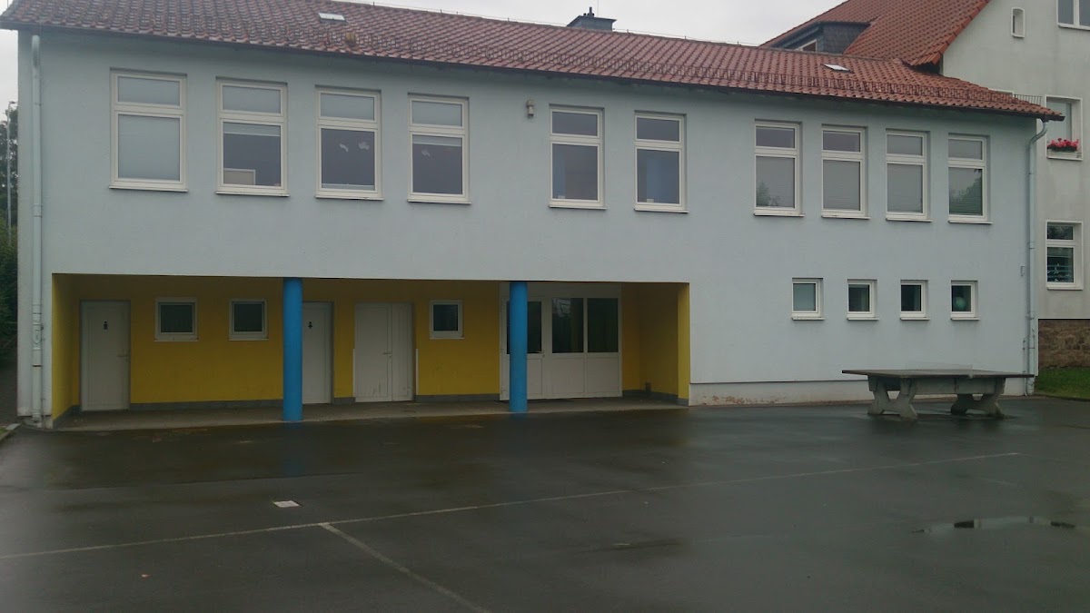 Grundschule Eckweisbach, Schule in Hilders