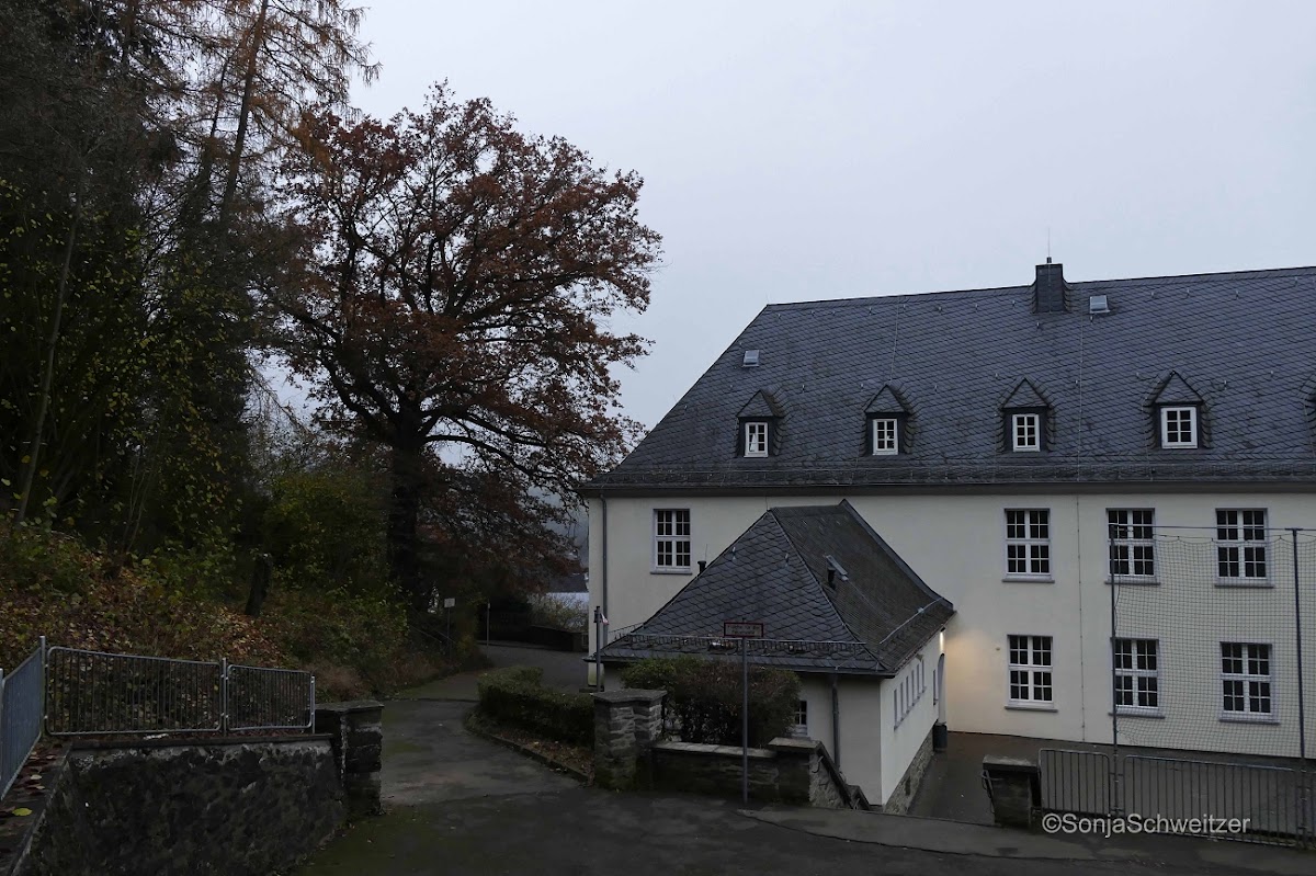 Grundschule Leun, Schule in Leun