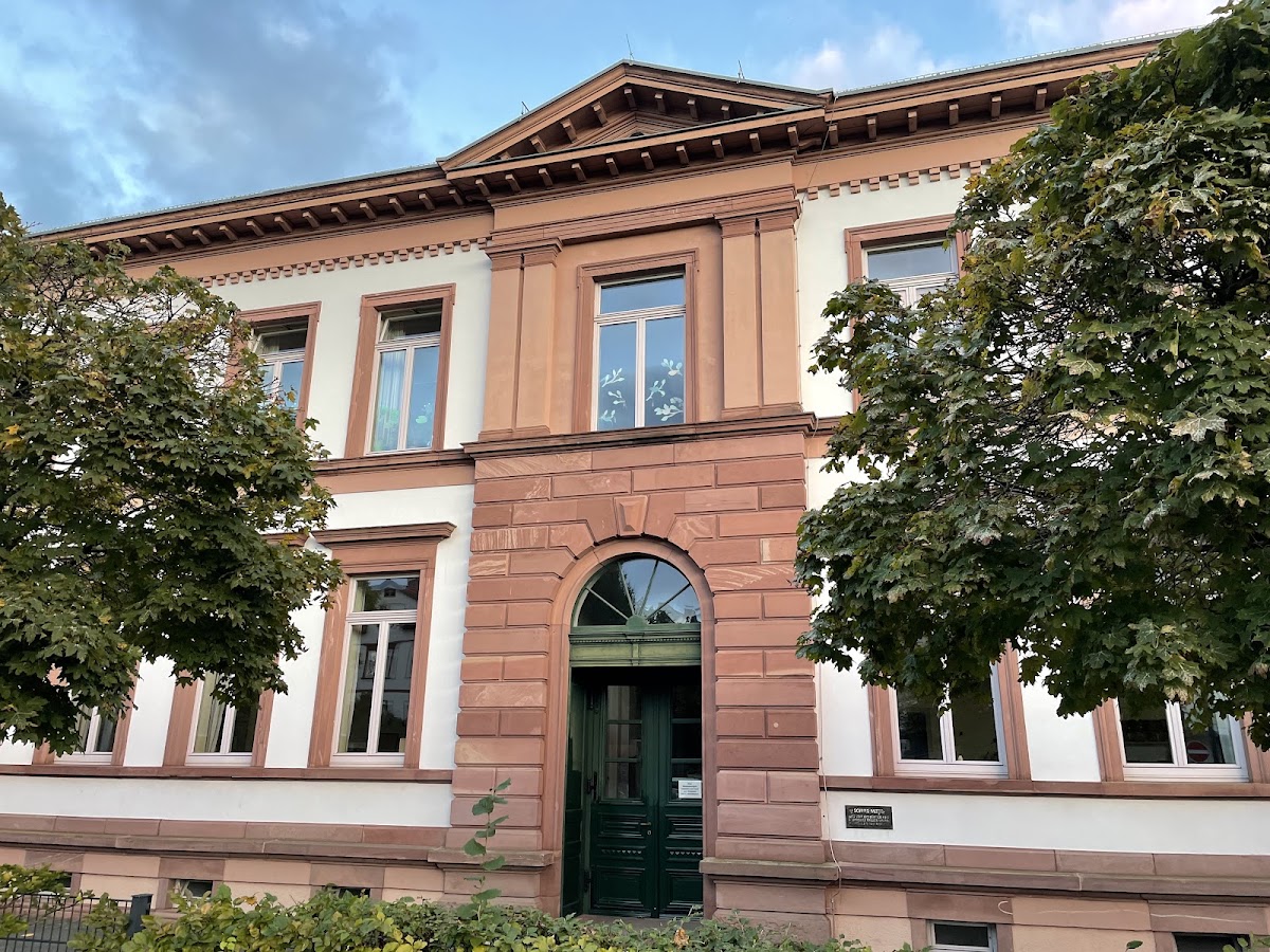 Grundschule Mitte Oberursel, Schule in Oberursel (Taunus)