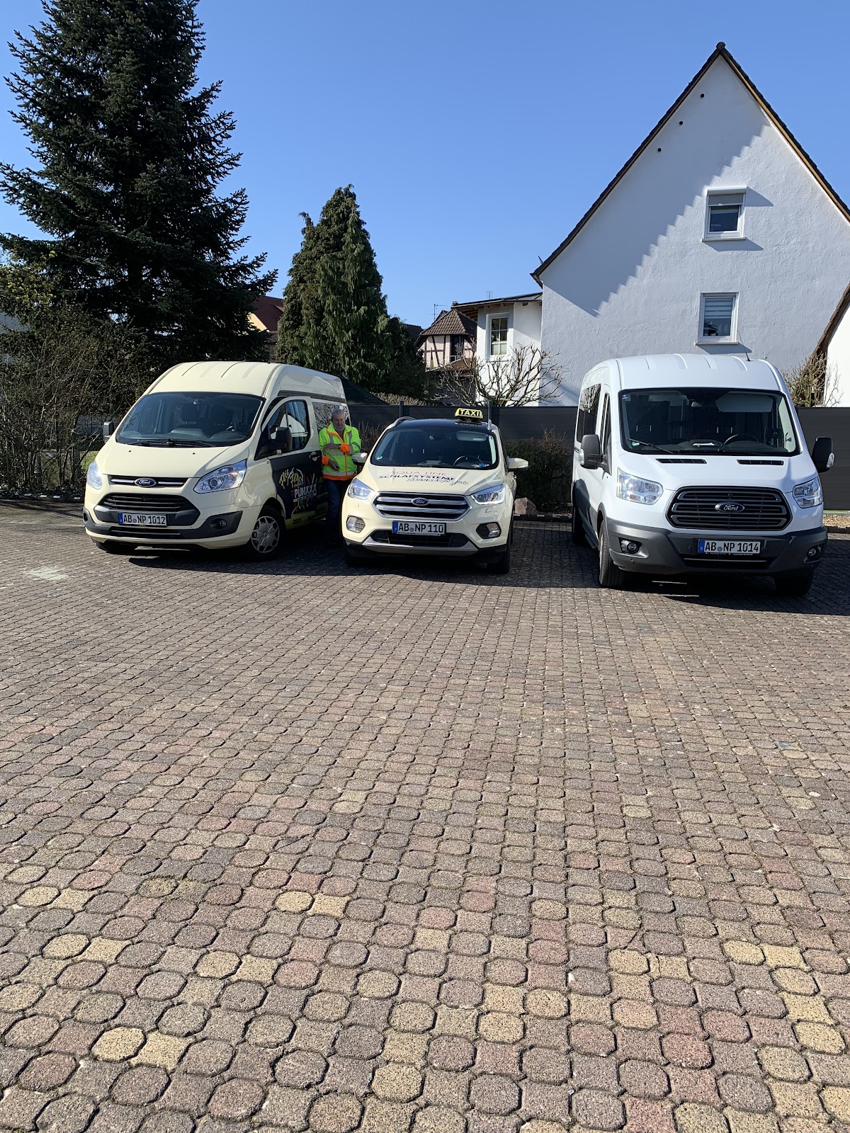 Günter Pawis Kahler Taxi, Taxi in Großkrotzenburg