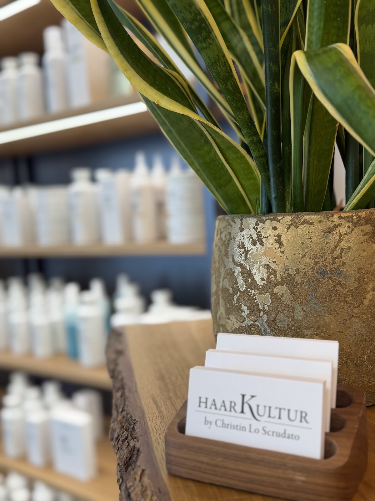 HaarKultur by Christin Lo Scrudato, Friseur in Hünstetten