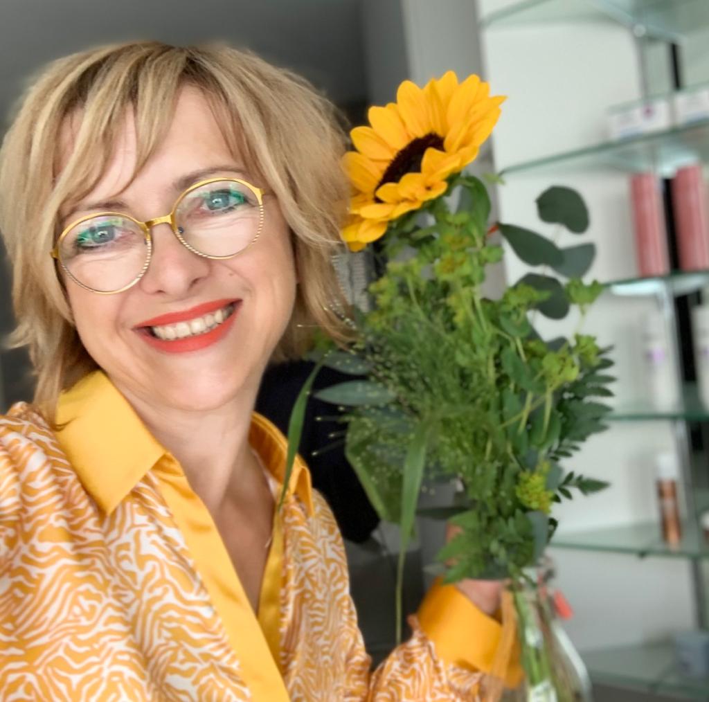 Haarstudio Astrid Meixner, Friseur in Usingen
