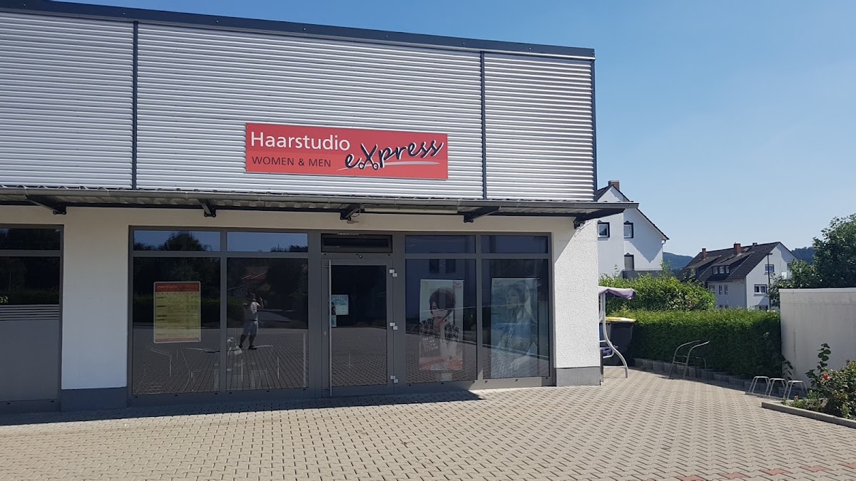 Haarstudio Express, Friseur in Dautphetal