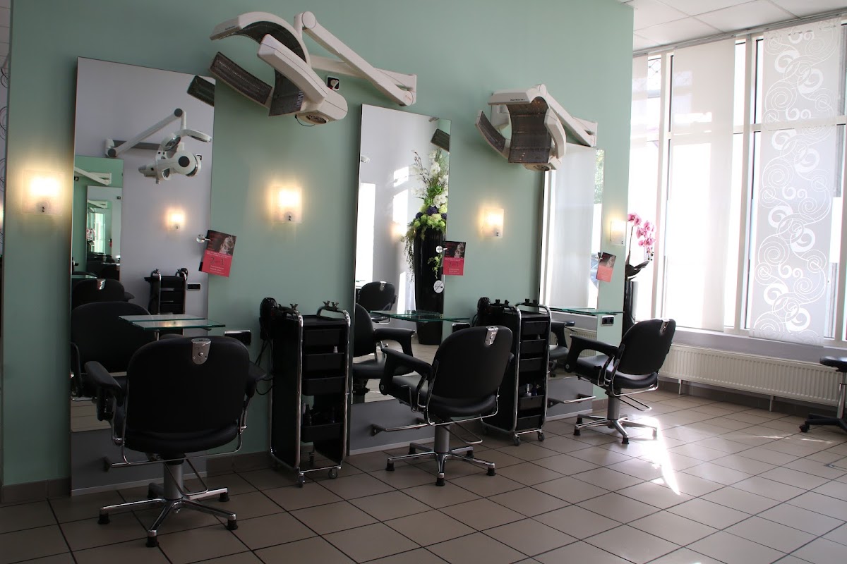 Haarstudio Gulino, Friseur in Weiterstadt