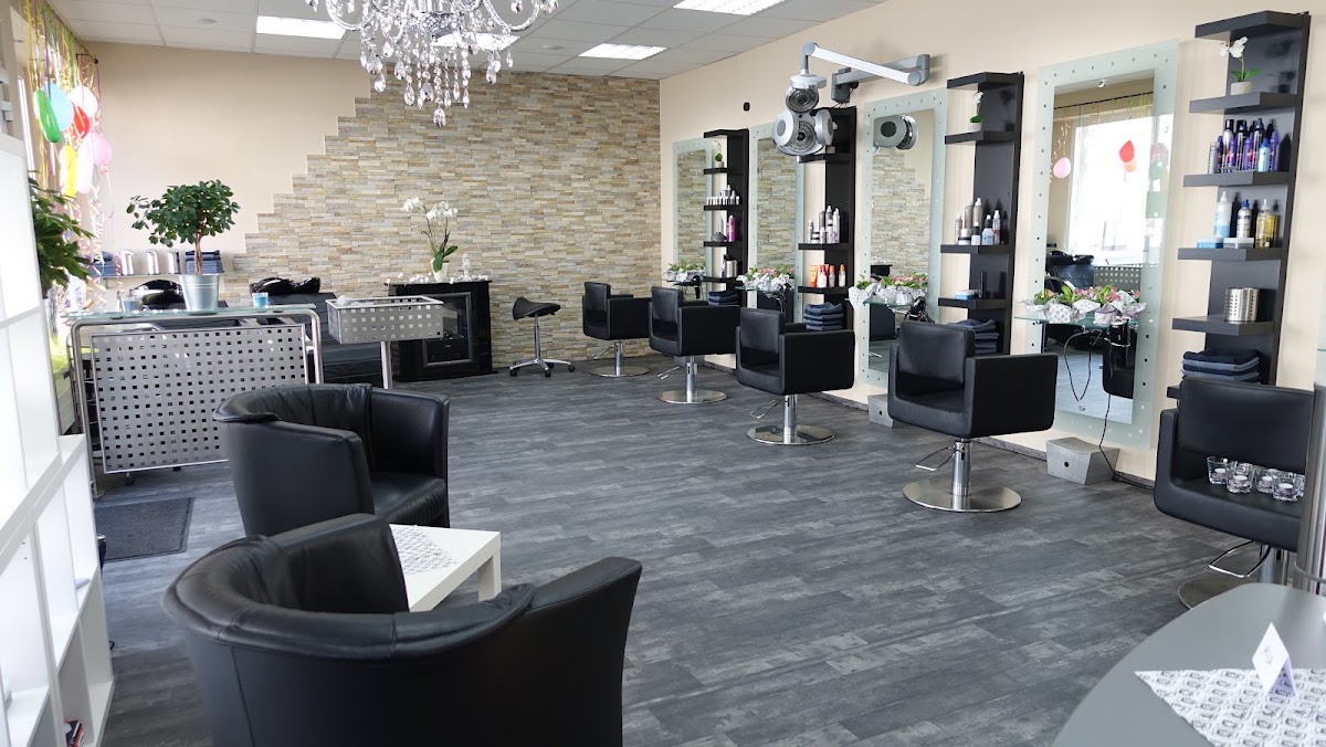 Haarstudio Steppuhn, Friseur in Hanau