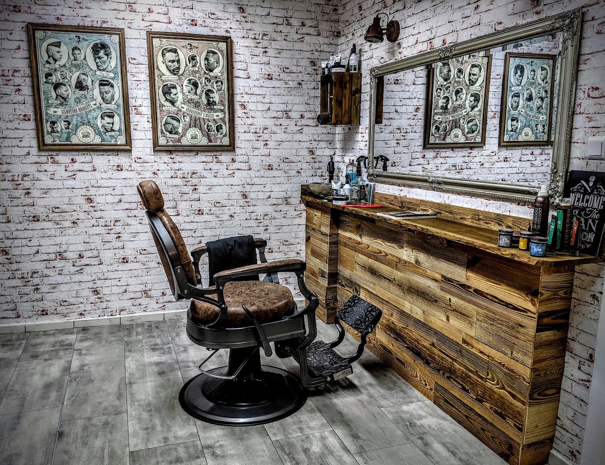 Hair Gallery Friseurbetriebe und Vertriebsgesellschaft mbH, Friseur in Walluf