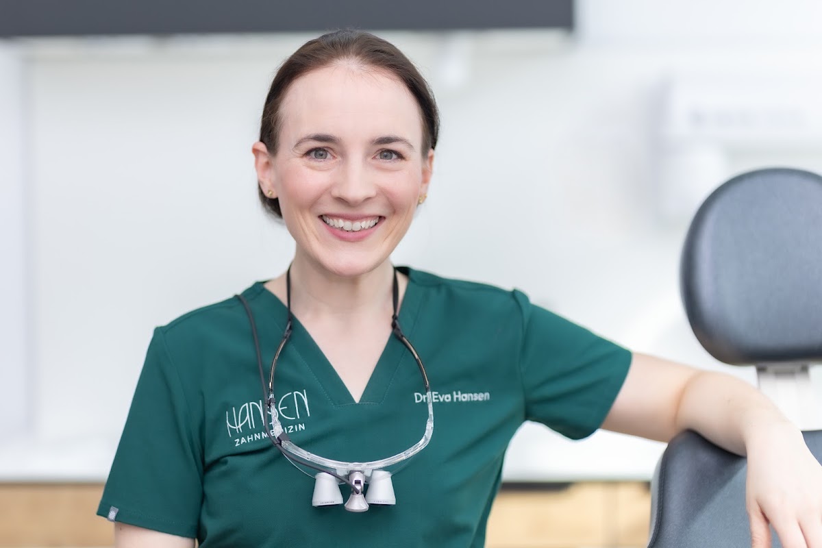 HANSEN ZAHNMEDIZIN | Dr. Eva Hansen, Zahnarzt in Nauheim