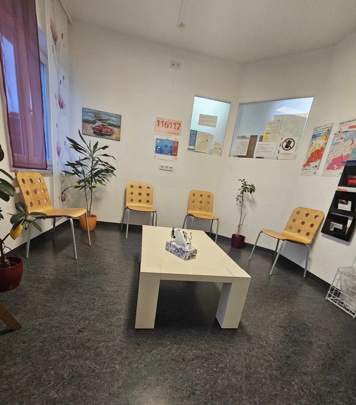 Hausärztliche internistische Gemeinschaftspraxis, Arzt in Neuhof