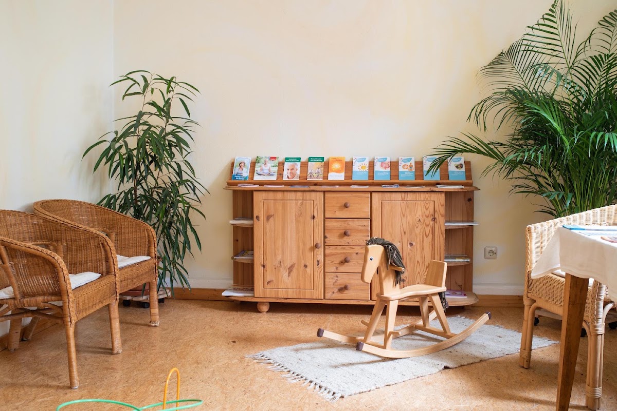Heilpraktikerin Christa Born - Praxis für ganzheitliche Medizin, Café in Burghaun – Foto 1 von 1