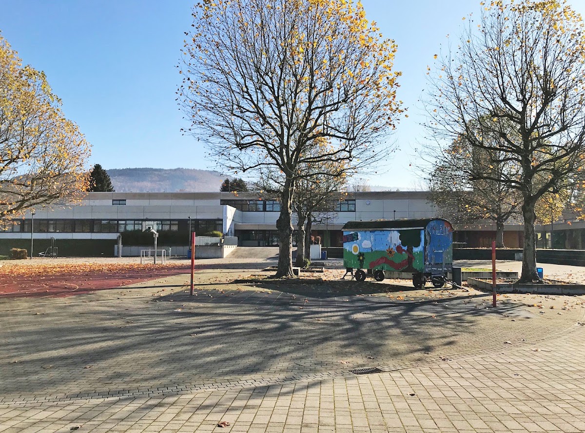 Heinrich-Böll-Schule, Schule in Fürth