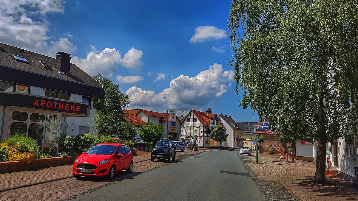 Helfenstein-Apotheke, Apotheke in Ahnatal