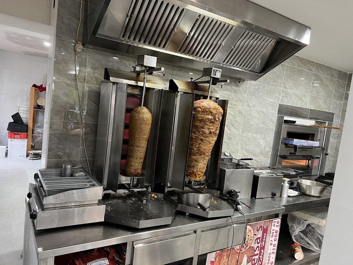 Helsas Kebap Haus, Restaurant in Helsa