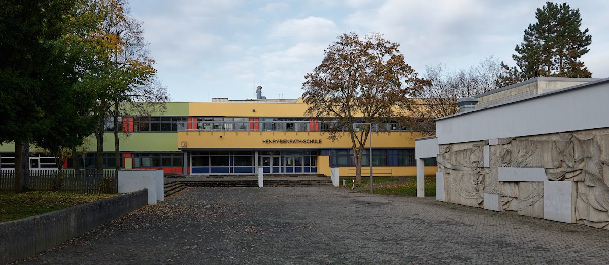 Henry-Benrath-Schule, Schule in Friedberg (Hessen)