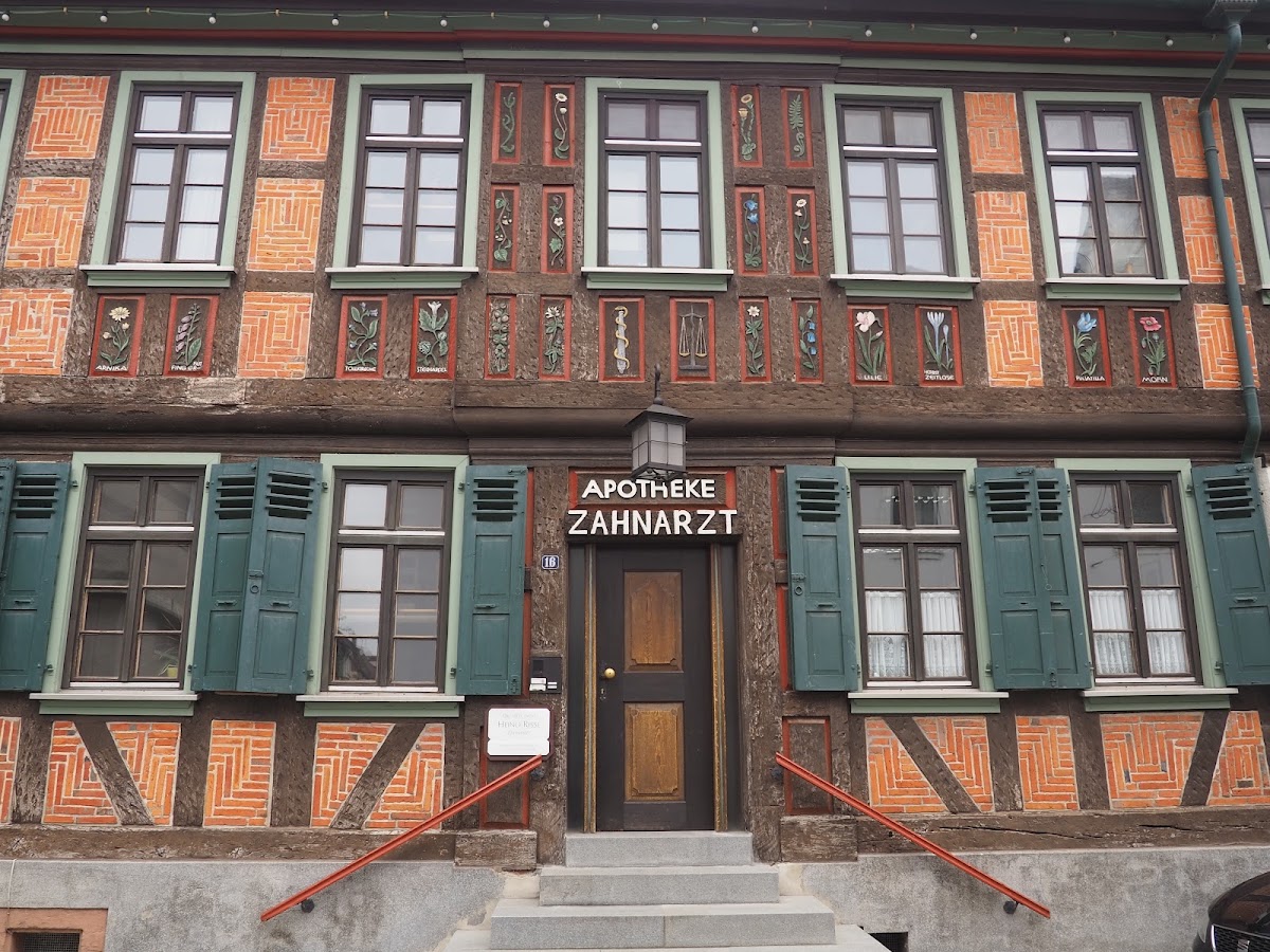 Herr Dr. Heino Risse, Zahnarzt in Babenhausen