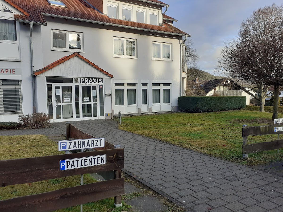 Herr Dr. Siegbert Stoffel, Zahnarzt in Marburg – Foto 1 von 1