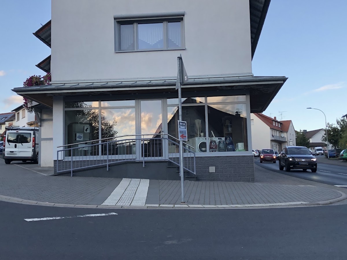Heuser Elektrotechnik, Elektriker in Herbstein