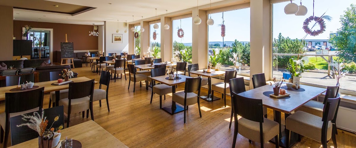 Hotel Restaurant Café Peterchens Mondfahrt, Restaurant in Gersfeld (Rhön)