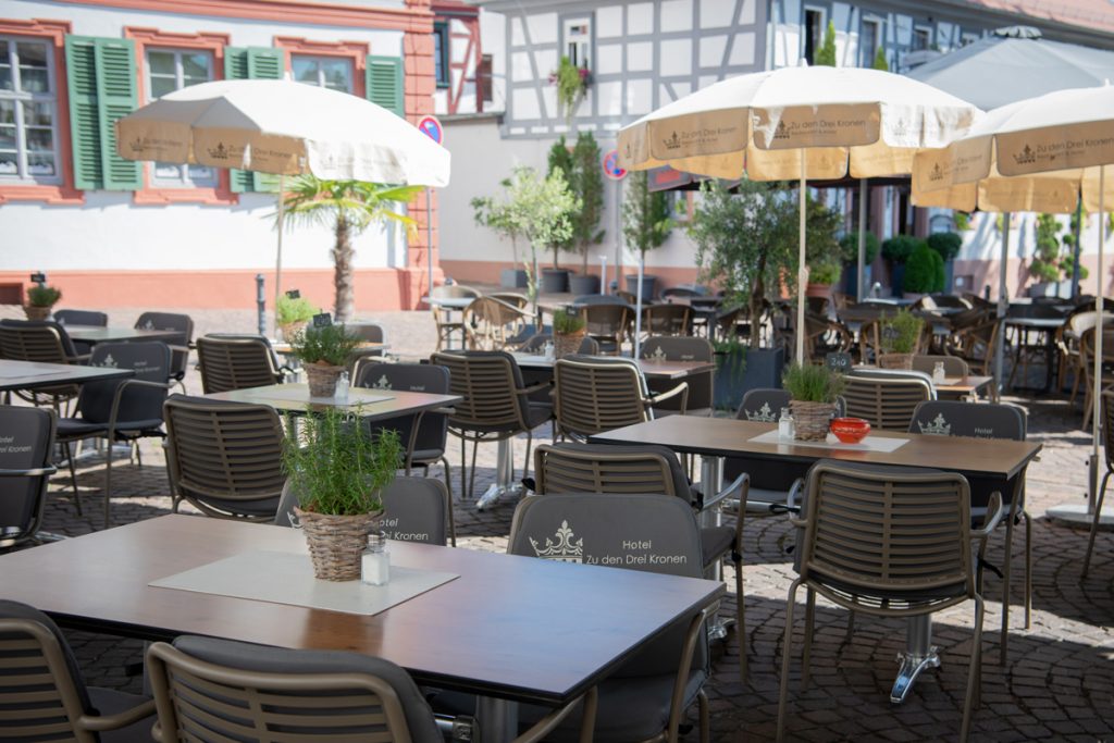 Hotel & Restaurant Zu den Drei Kronen, Restaurant in Seligenstadt