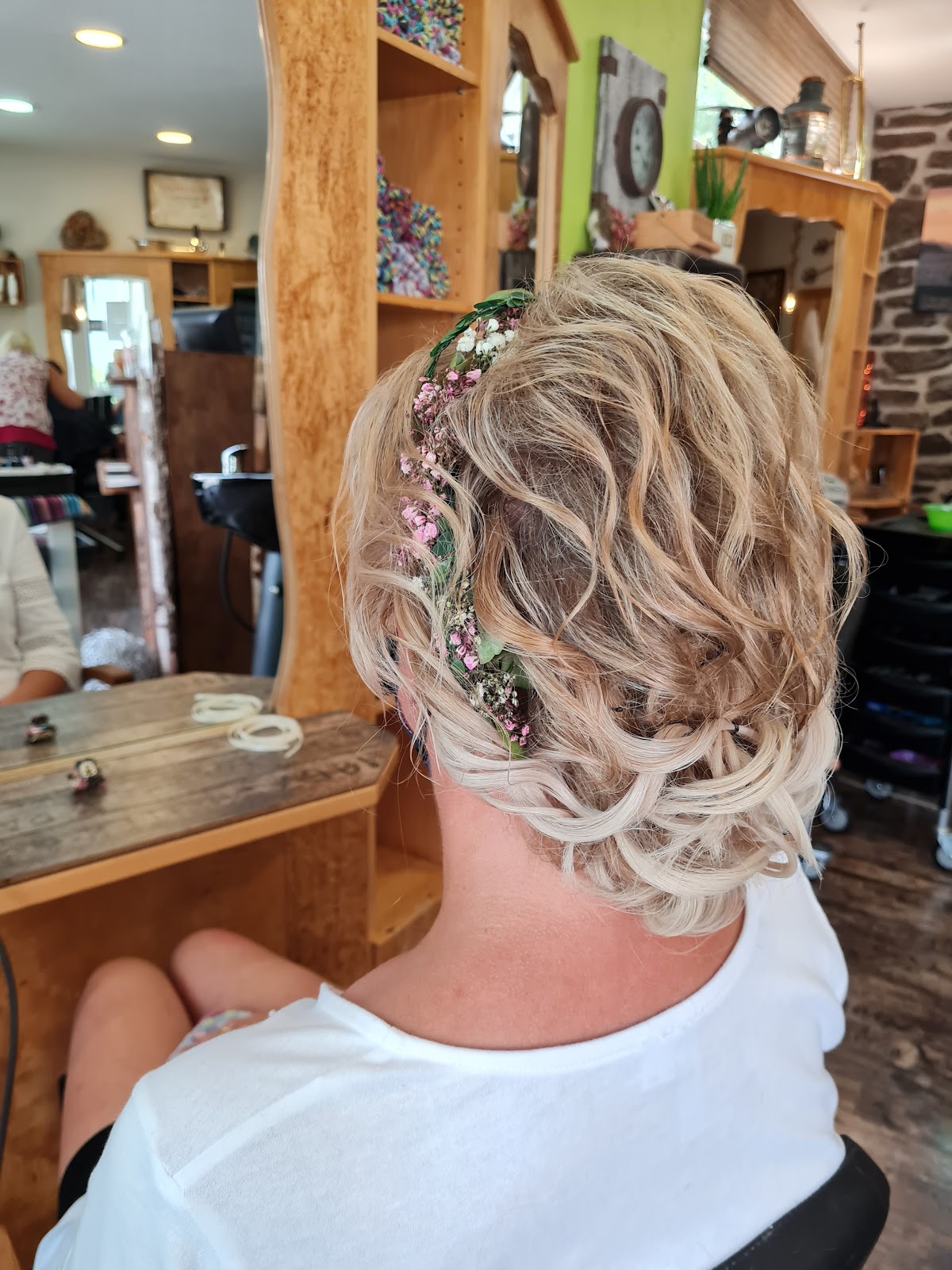 Jutta Goldschmidt Studio Haarscharf, Friseur in Büttelborn