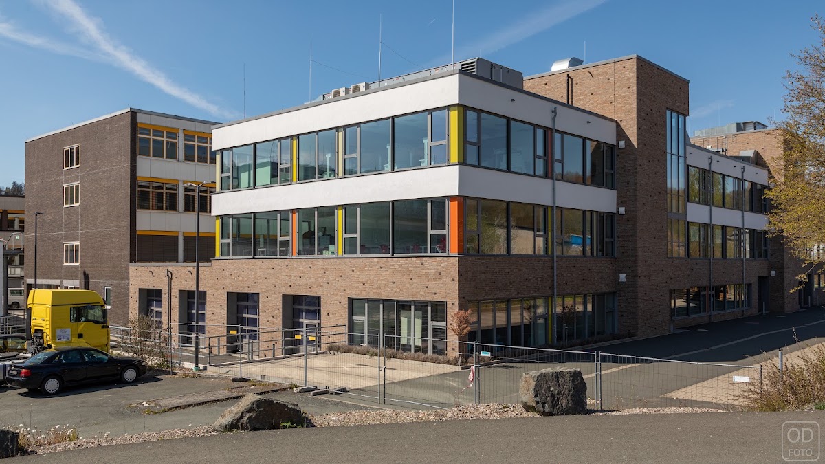 Kaufmännische Schulen des Lahn-Dill-Kreises, Schule in Dillenburg