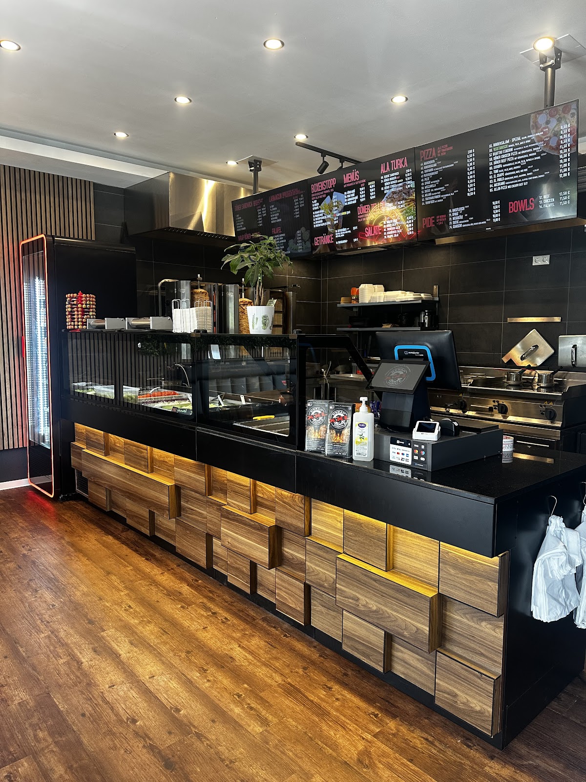 Kebap Höhle XXL Bischofsheim, Restaurant in Bischofsheim