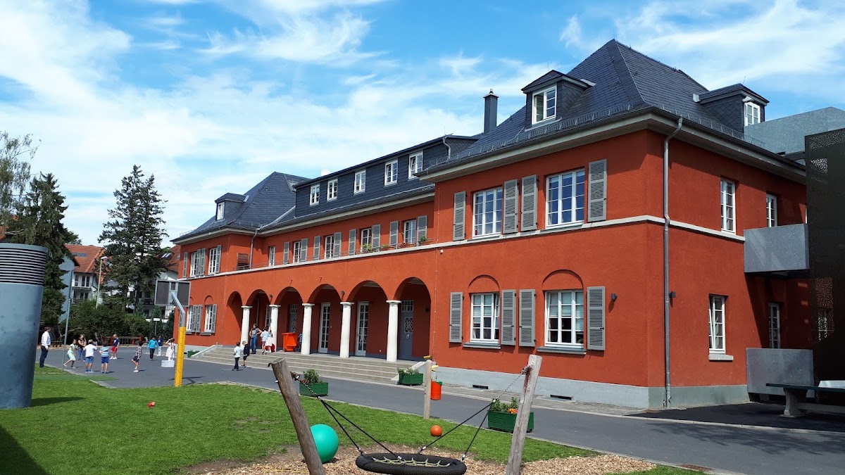 Kids Camp Bilinguale Grundschule - gemeinnützige GmbH, Schule in Königstein im Taunus