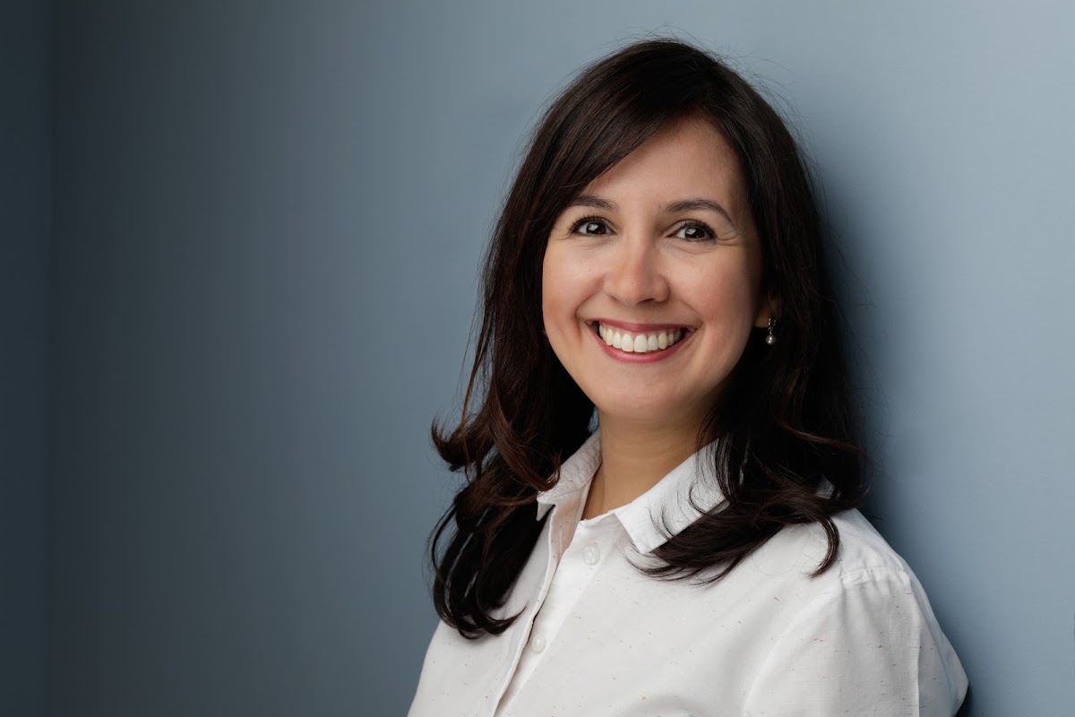 Kieferorthopädie Neu-Anspach / Dr. Nora Jazouli, Zahnarzt in Neu-Anspach