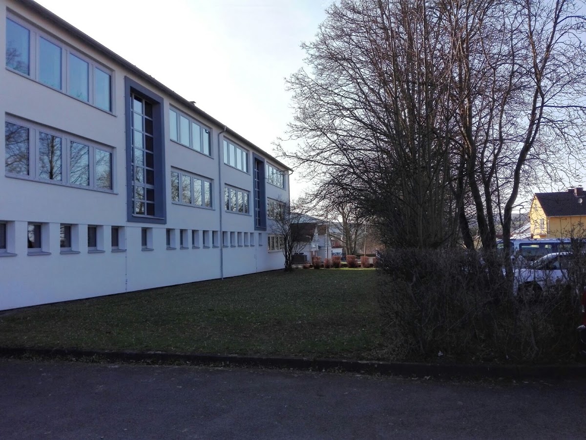 Kleeblattschule Wehretal, Schule in Wehretal