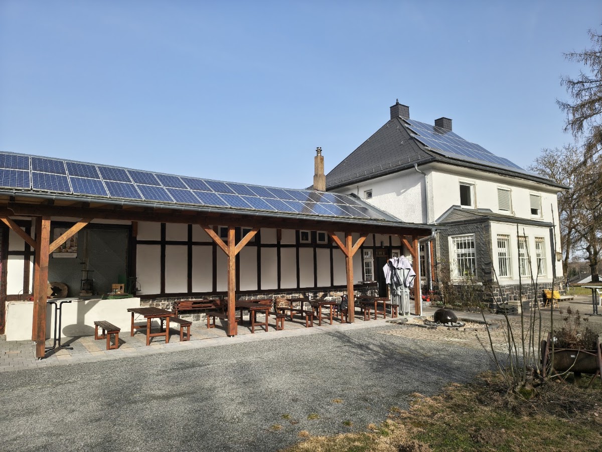 Kleines Bahnhofshotel (Gästezimmer), Hotel in Greifenstein
